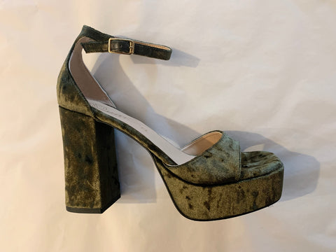 Upton Velvet Vintage Verde Heel