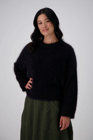 Montreal knit Black In Angora